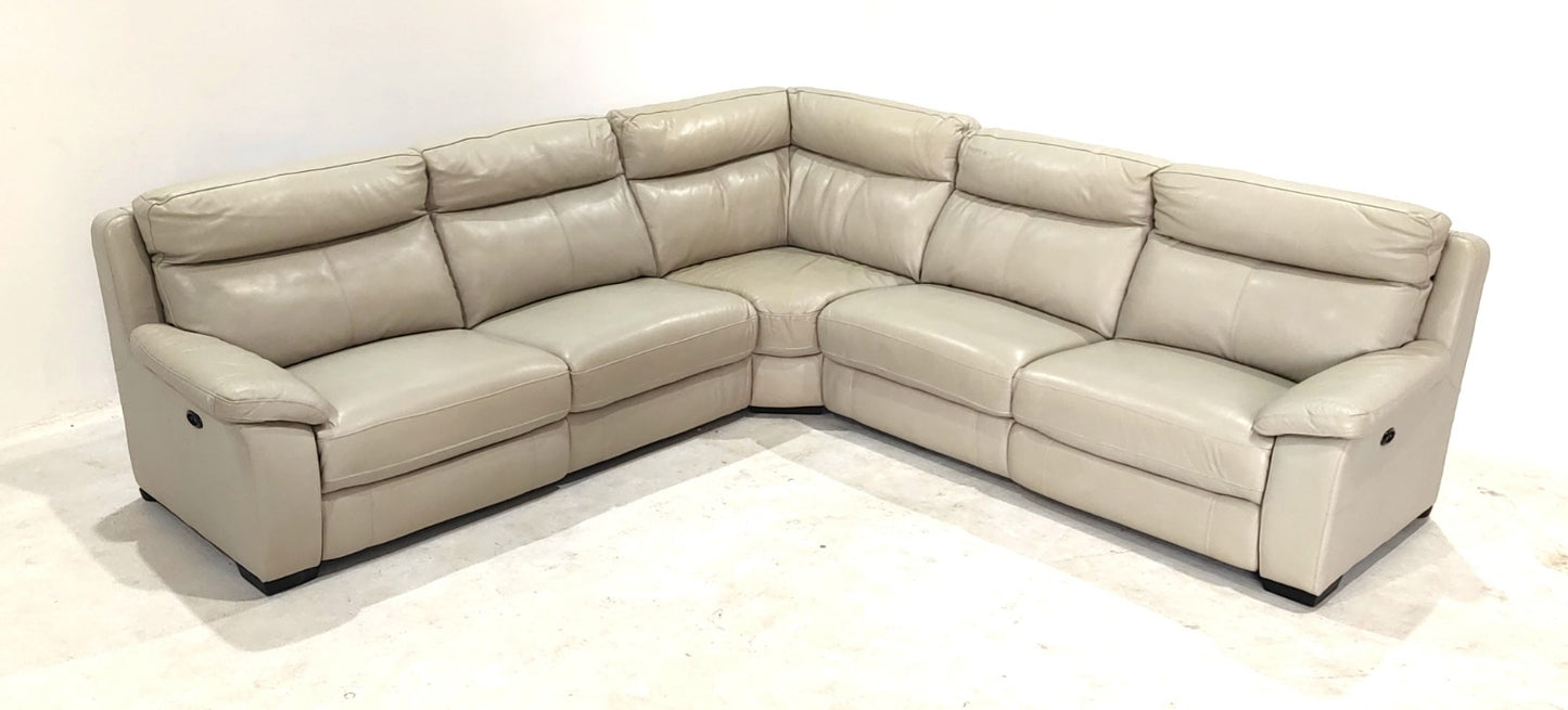 B0203 - 5 SEATER - BLR WH