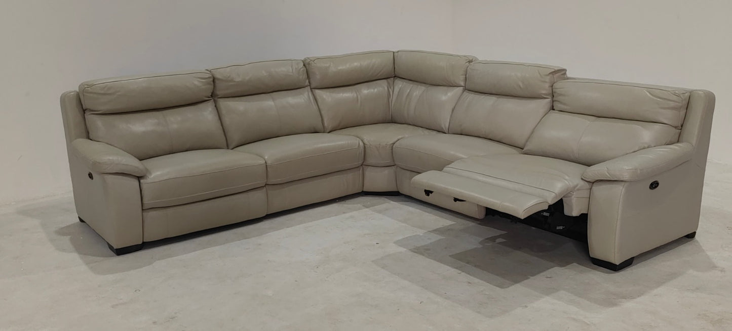 B0203 - 5 SEATER - BLR WH