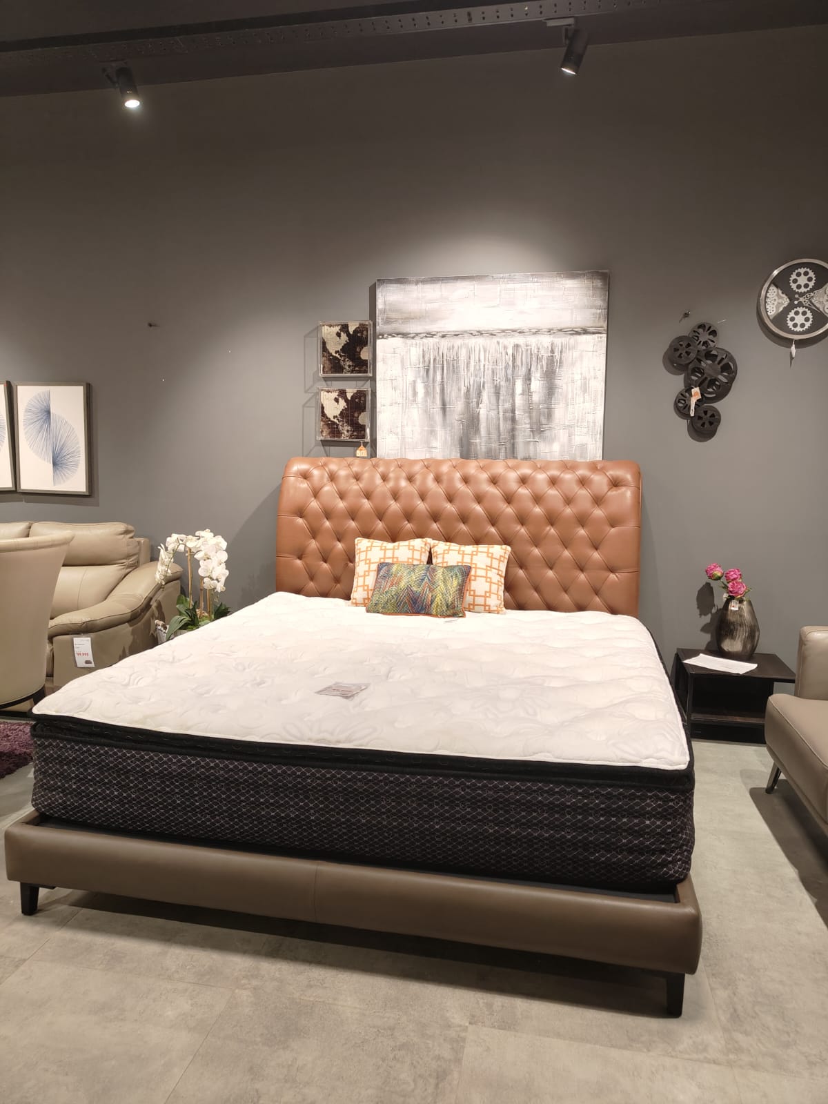 RIO - KING BED - OUTLET