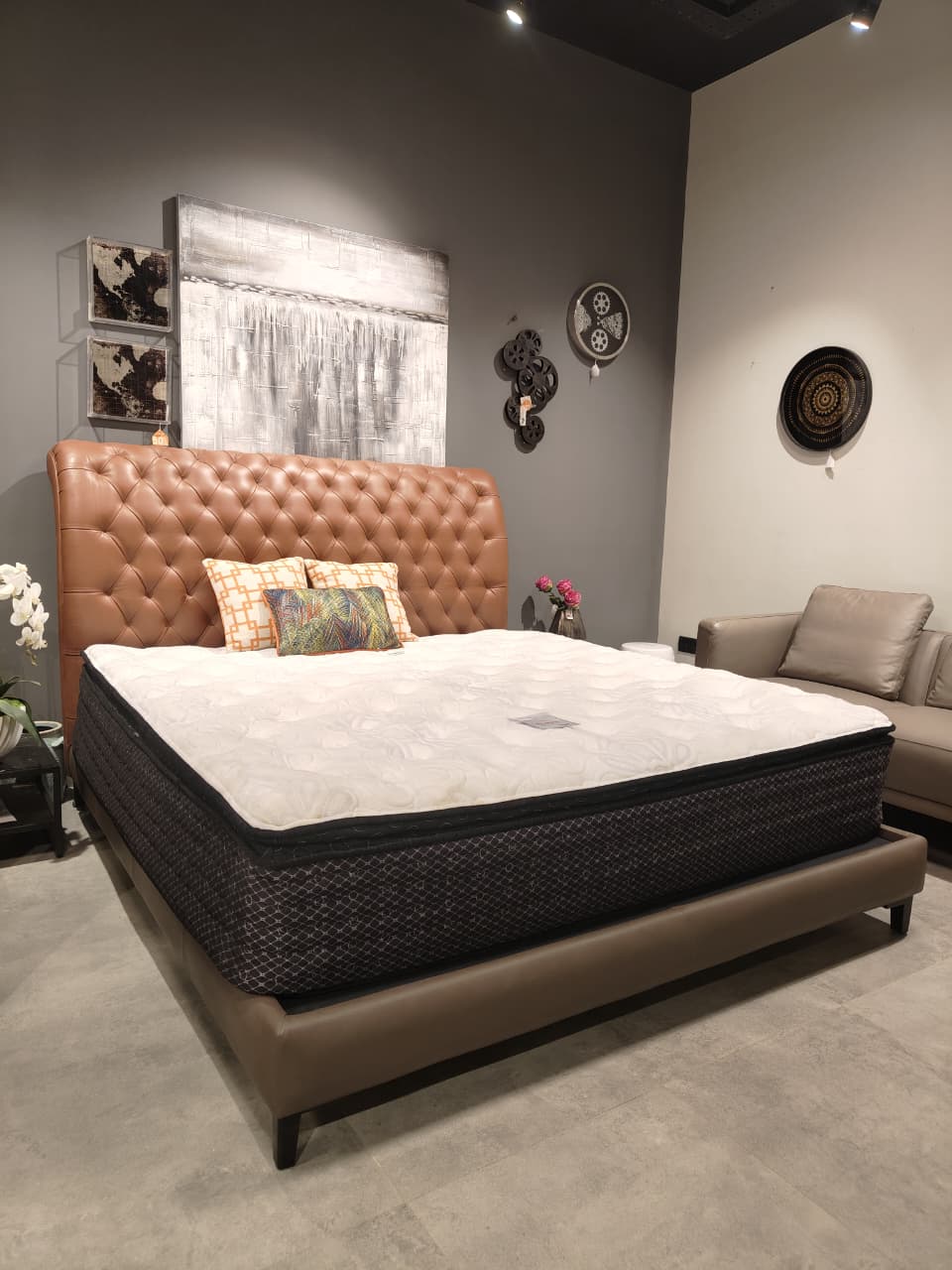 RIO - KING BED - OUTLET