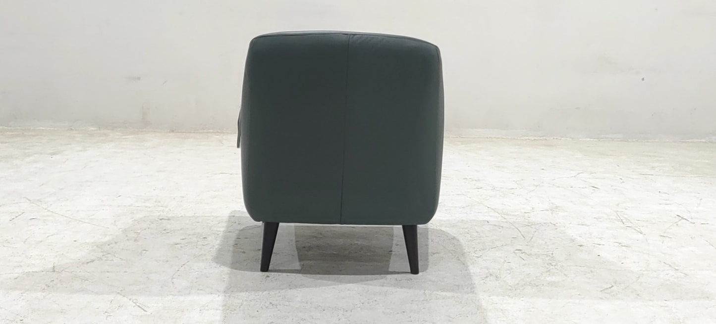 C014-003-14(2) - ARM CHAIR - BLR WH