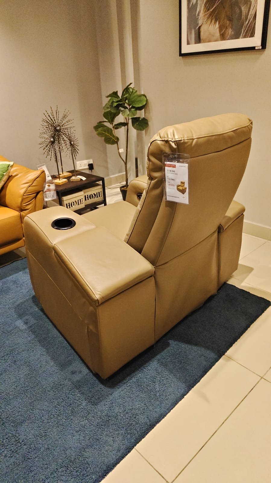3374(1) - 1 SEATER RECLINER(ELECTRIC) - HYD WH