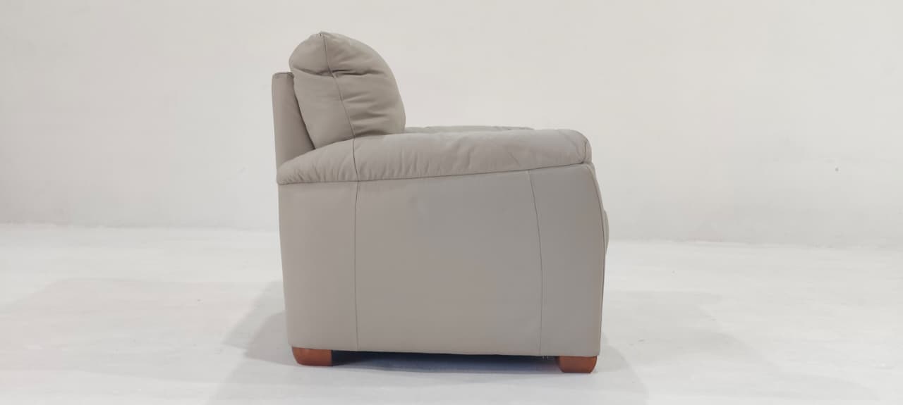 B693-193-A0(3) - 2 SEATER RECLINER(ELECTRIC) - BLR WH