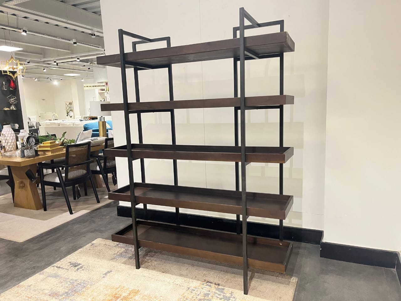H633-70 - BOOKCASE - NAR