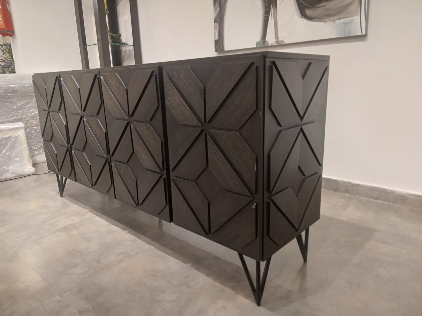 W648-68 - TV STAND - BSK