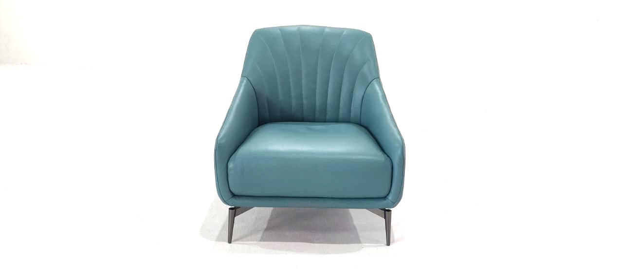 C014-233-20(4) - ARM CHAIR - BLR WH