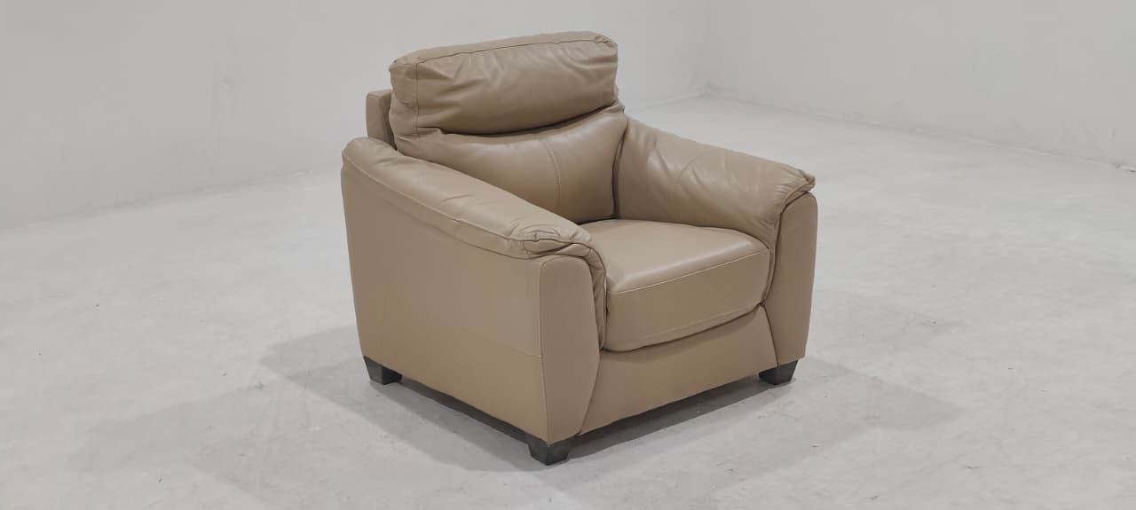 GL-11345 - ACCENT CHAIR - BLR WH