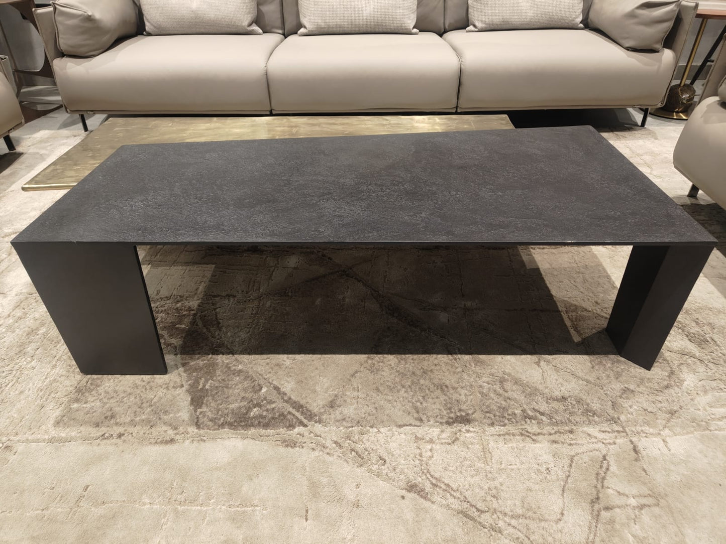 TT946 - COFFEE TABLE - IND
