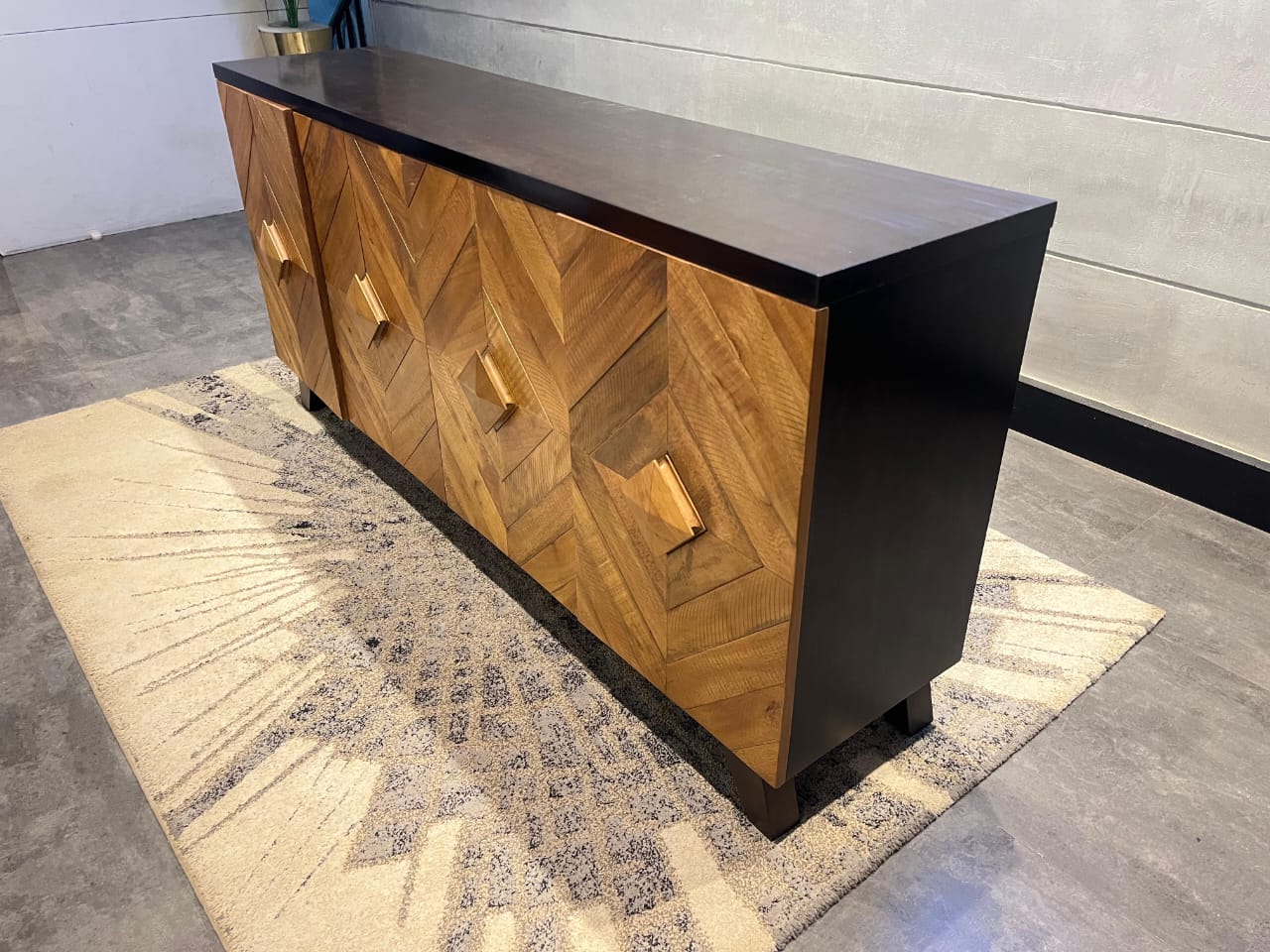 A4000031 - CABINET - NAR