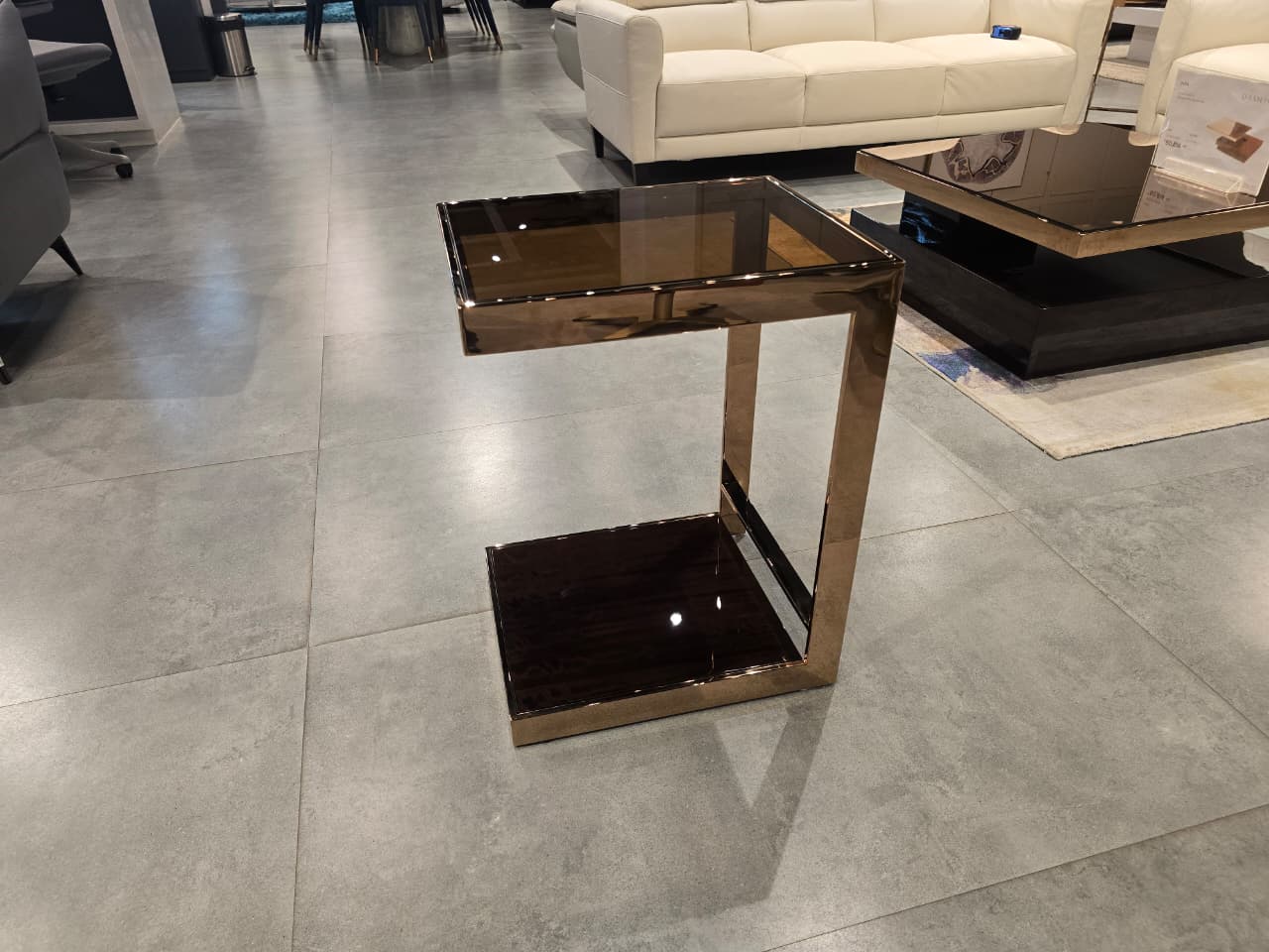 336TL2(2) - SIDE TABLE - OUTLET