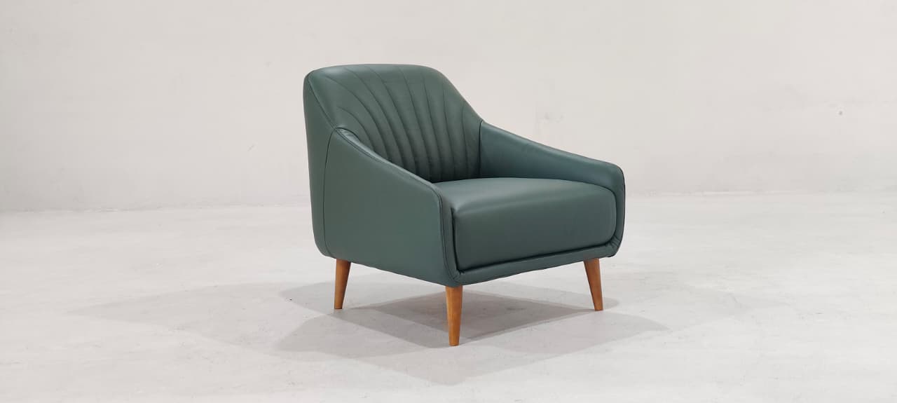 C014-003-14 - ARM CHAIR - BLR WH