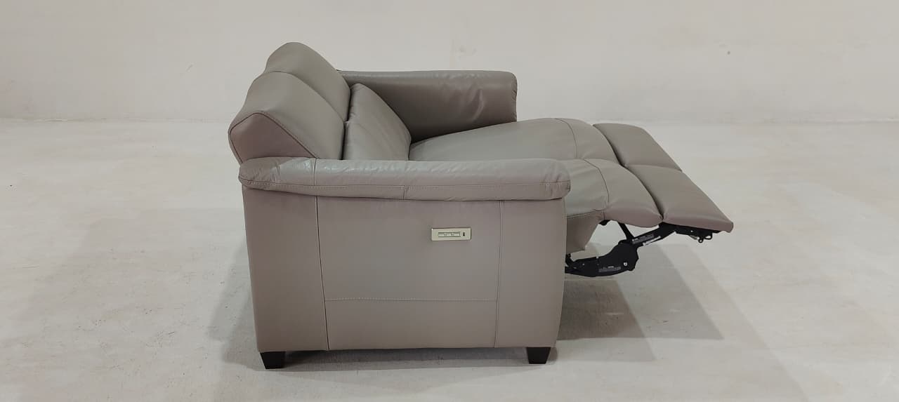 C068-N93-A0BZ(1) - 2 SEATER RECLINER(ELECTRIC) - BLR WH