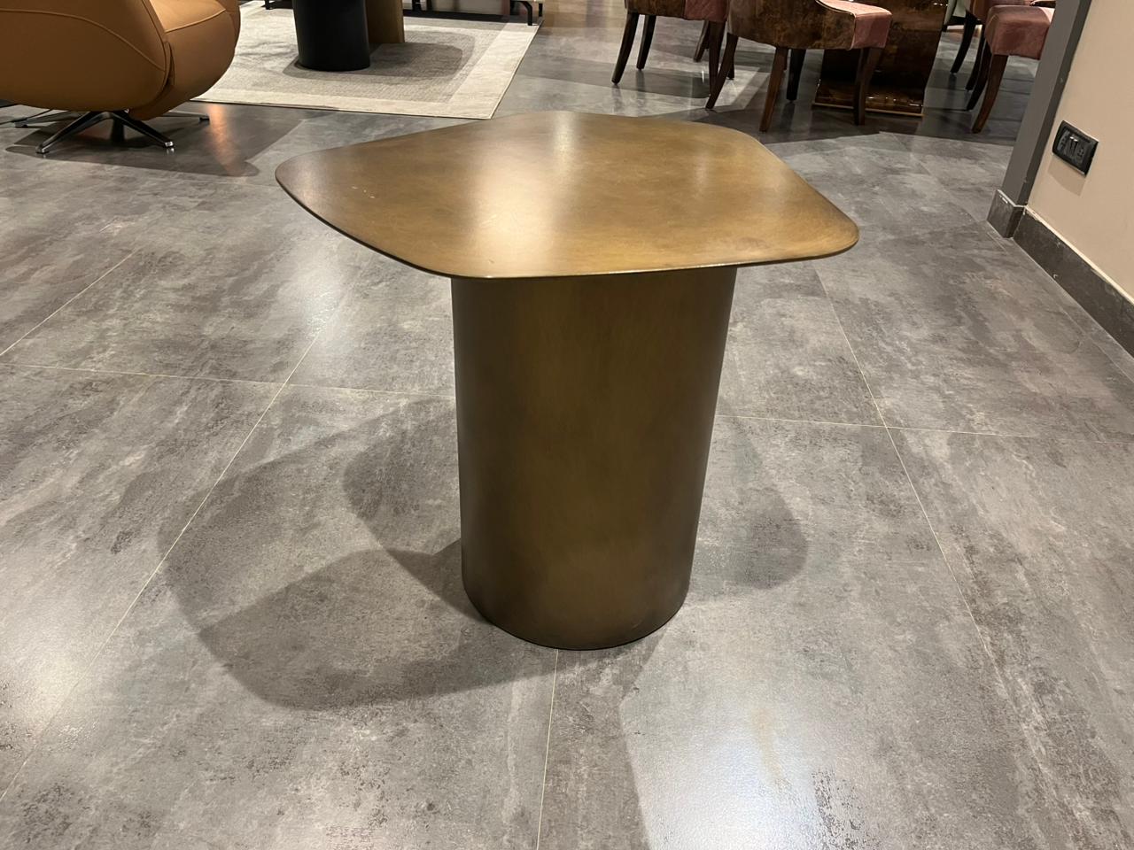 CT1106S-1 - SIDE TABLE - NAR