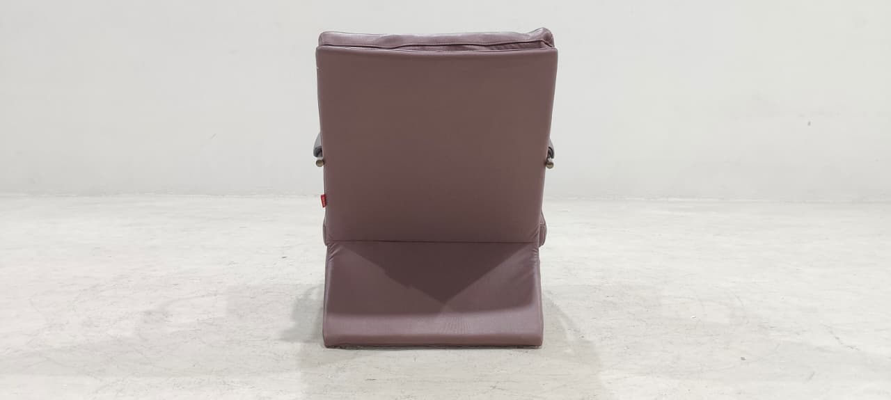 A9613(4) - ACCENT CHAIR - BLR WH