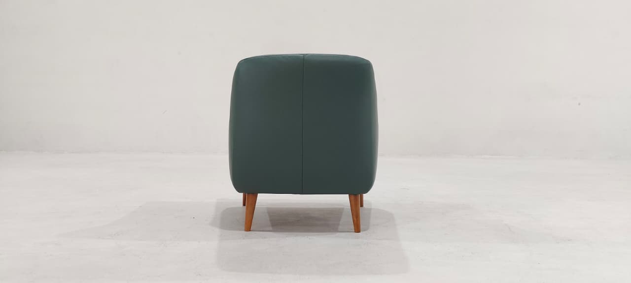 C014-003-14 - ARM CHAIR - BLR WH