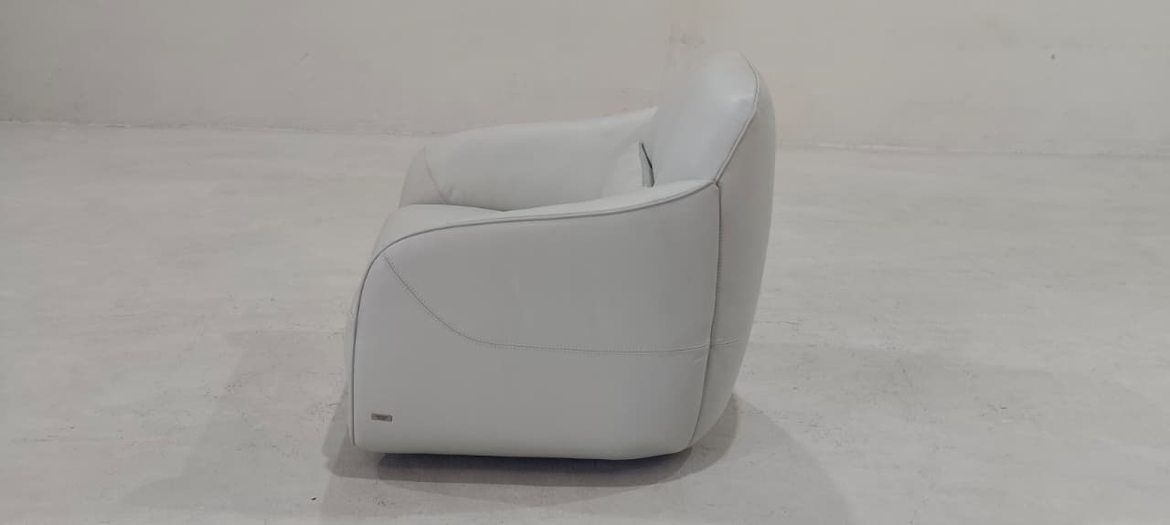 C250-066-20(2) - SWIVEL CHAIR - BLR WH