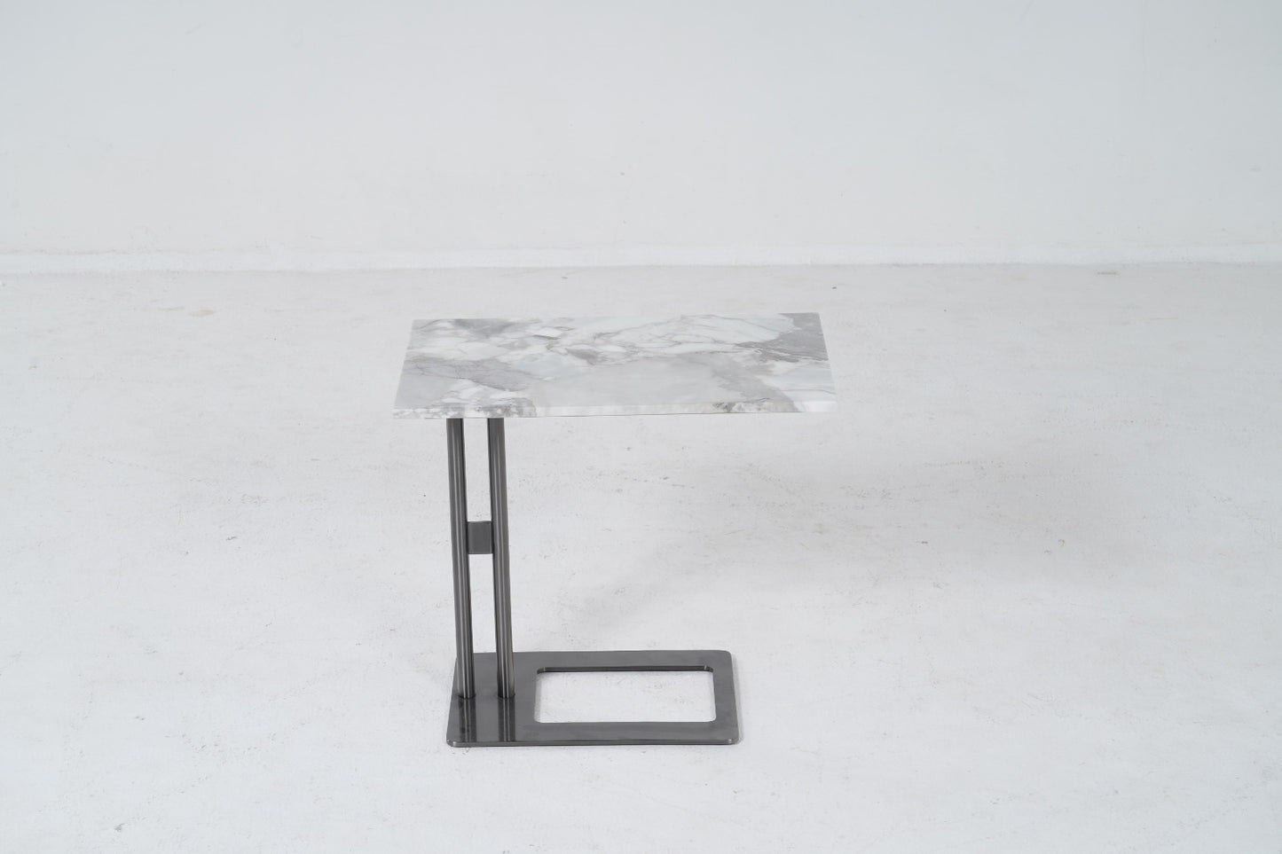 605(3) - COFFEE TABLE - BLR WH