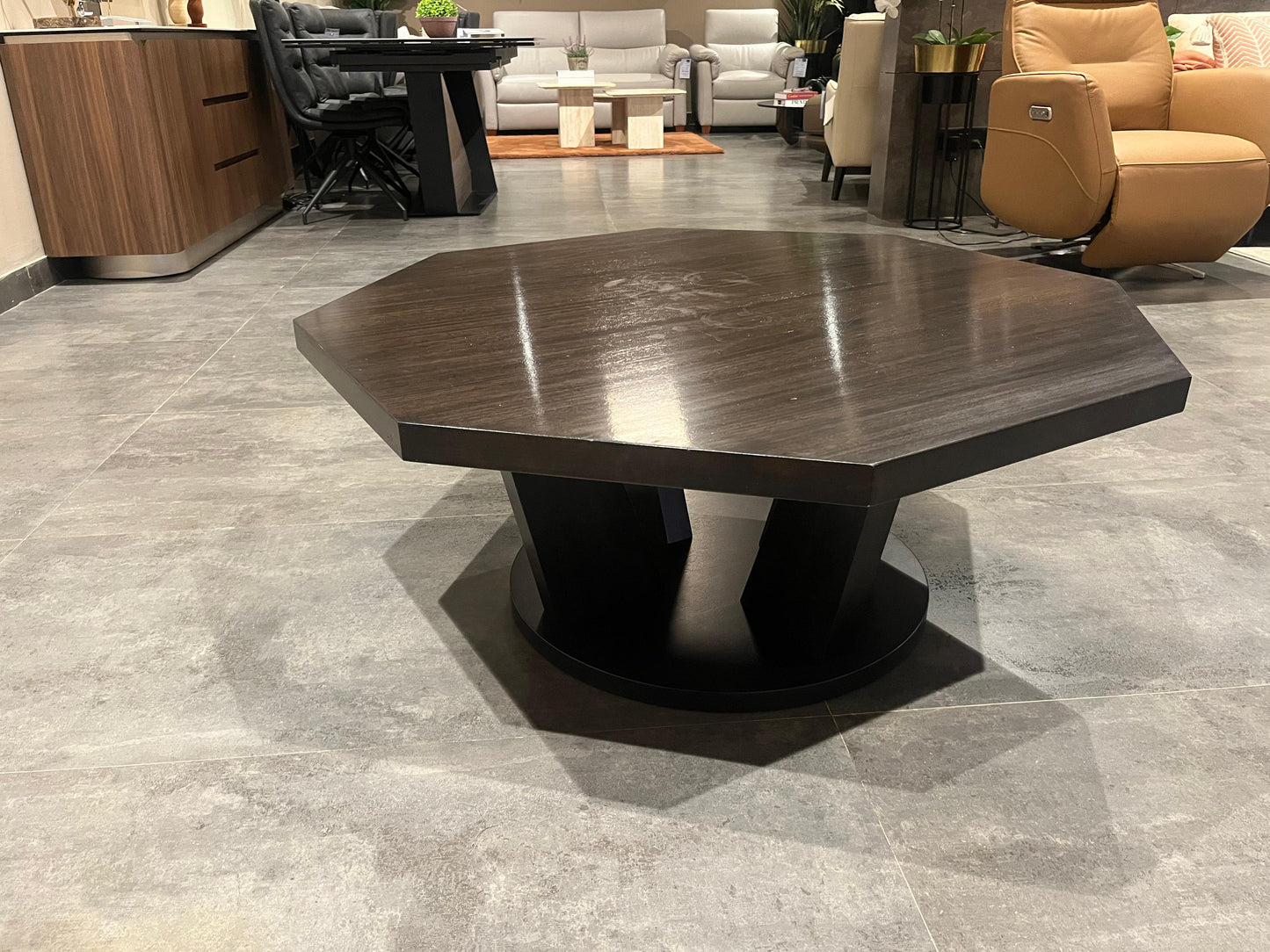 T458-8 - COFFEE TABLE - NAR