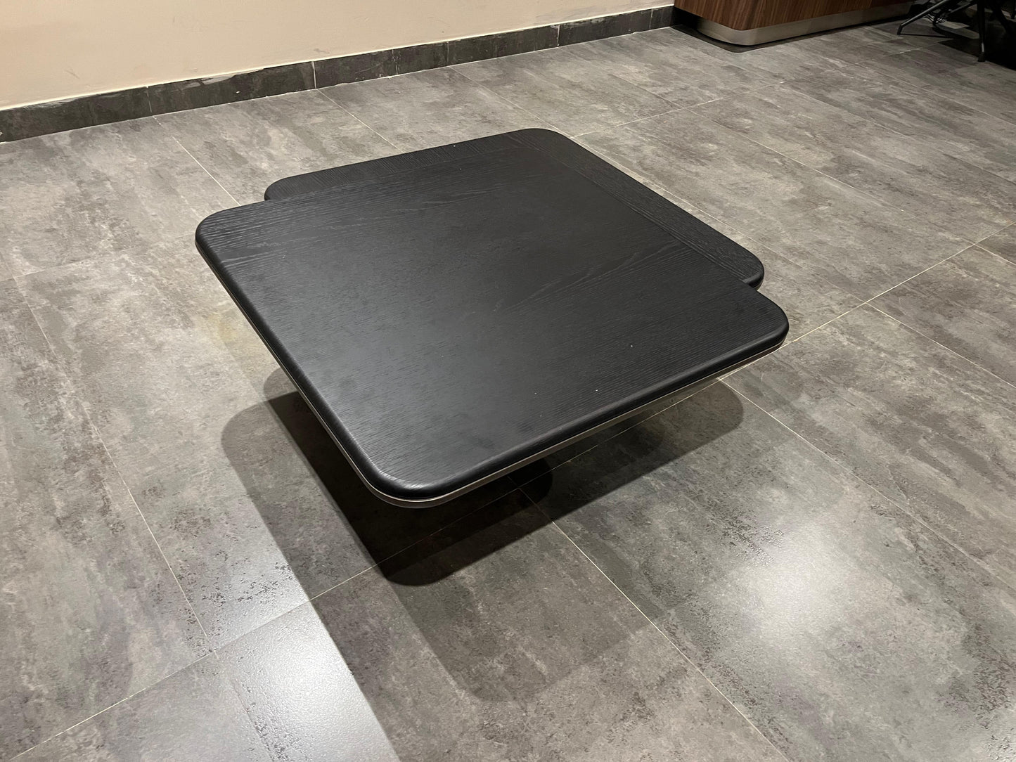 475A - COFFEE TABLE - NAR