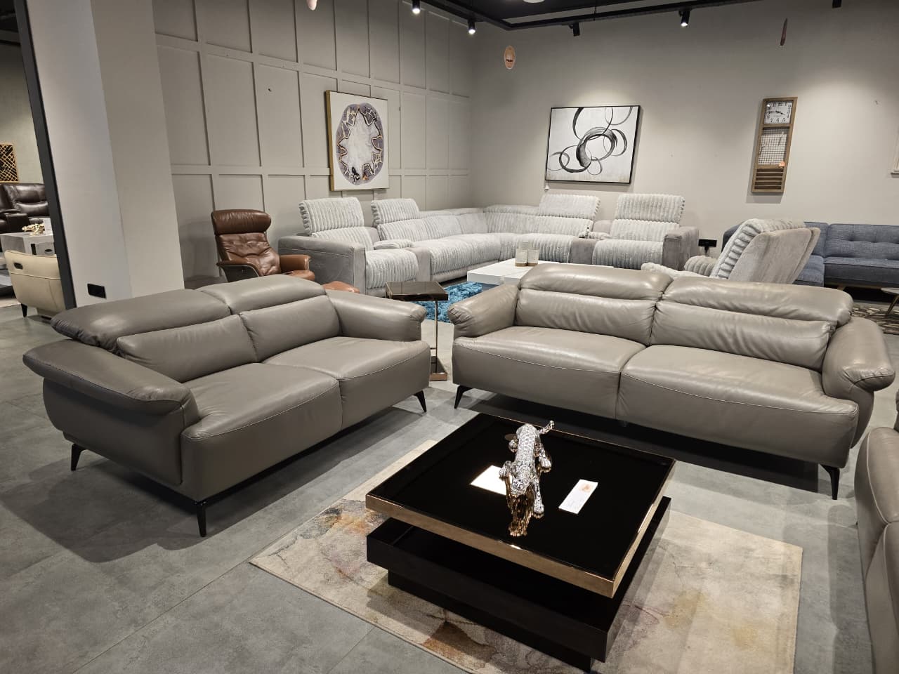 KF.069 - 3+2 SEATER - OUTLET