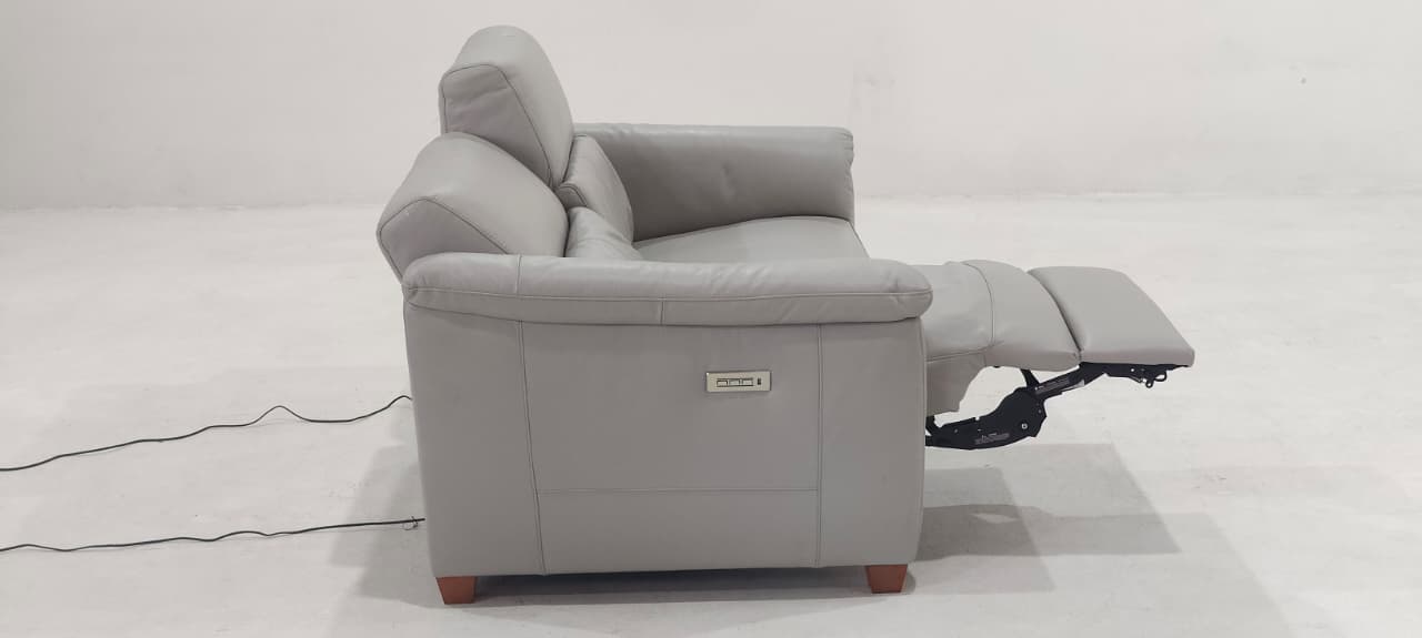 C068-N93-A0BK(3) - 2 SEATER RECLINER(ELECTRIC) - BLR WH