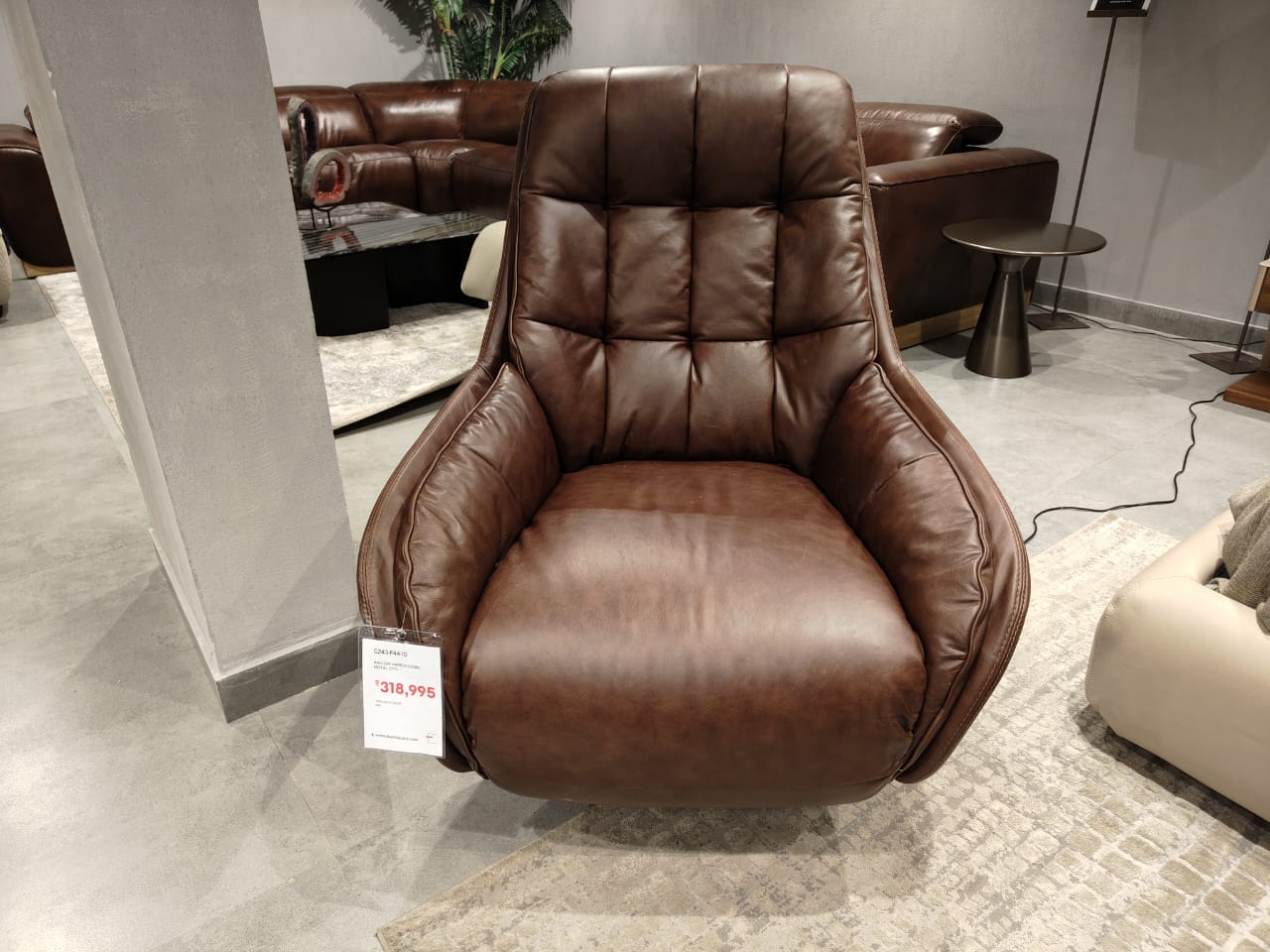 C244-F45-14 - ARM CHAIR - IND
