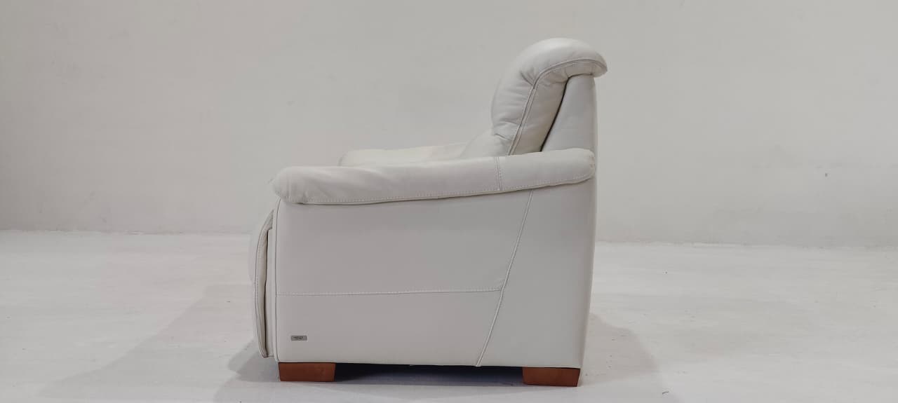 C063-005-20(3) - 2 SEATER - BLR WH
