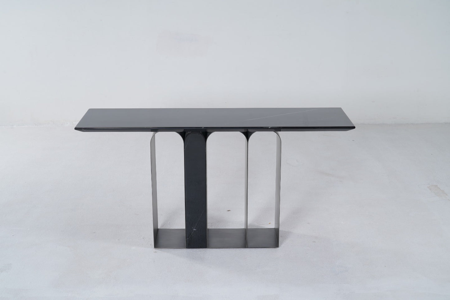 DT896-1(1) - CONSOLE TABLE - OUTLET