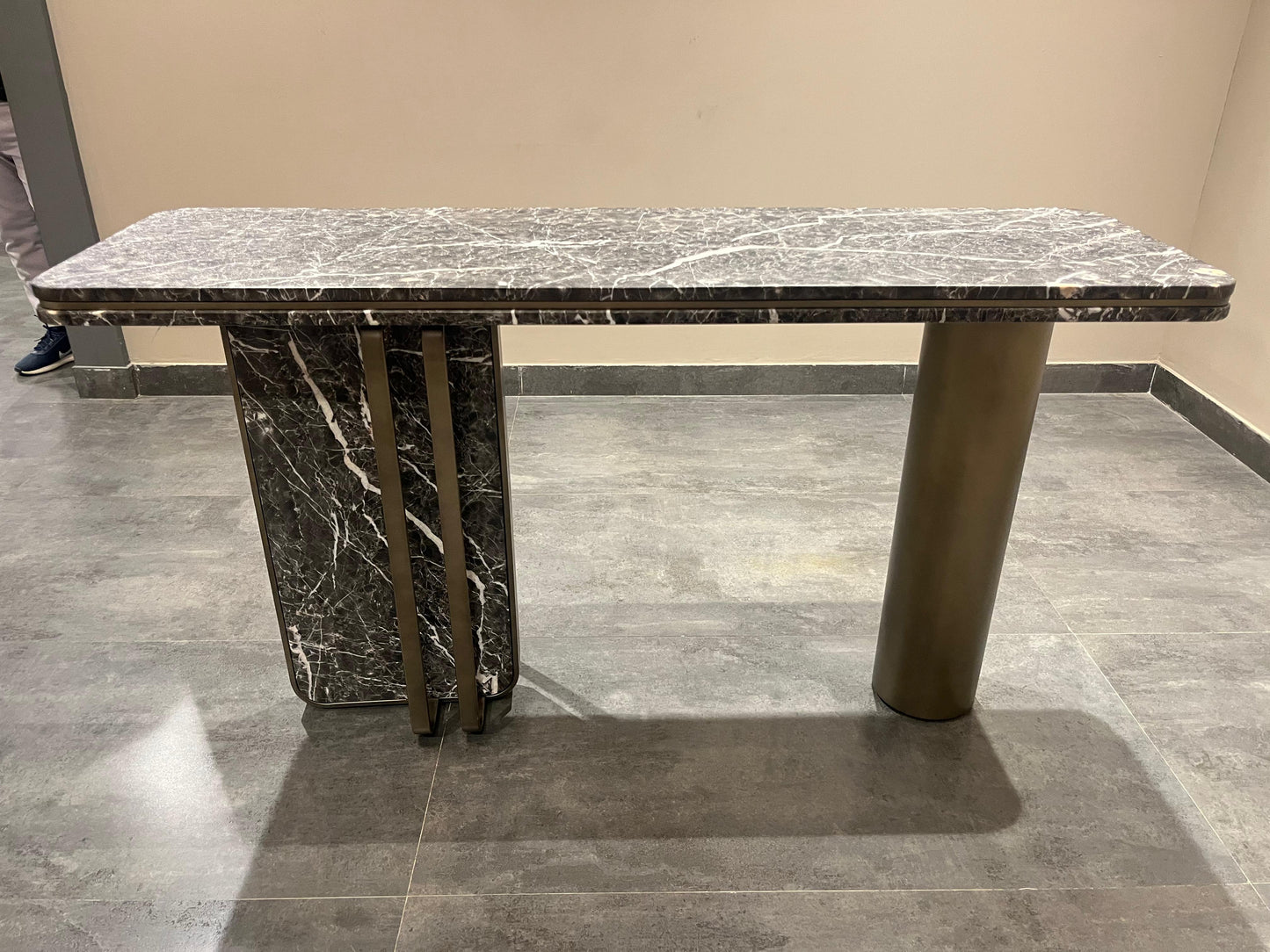 ST347(1) - CONSOLE TABLE - NAR