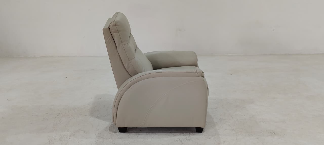 KM.A121 - 1 SEATER RECLINER(ELECTRIC) - OUTLET