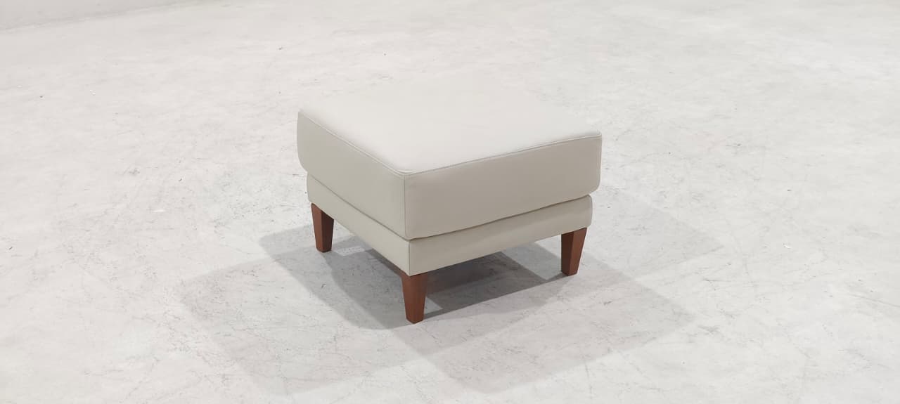 C131-010-A0D2 - OTTOMAN - BLR WH