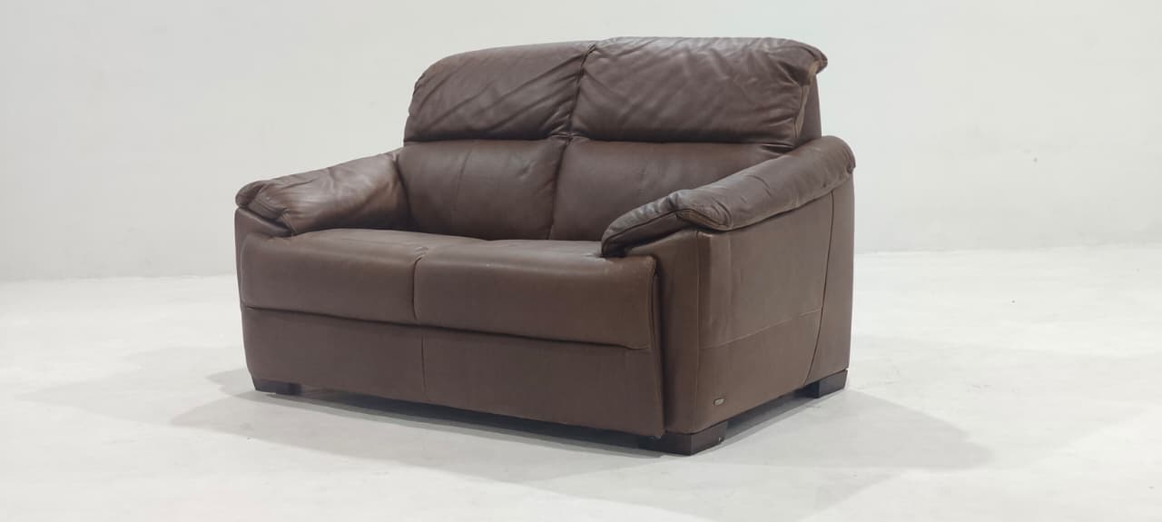 C063-005-30 - 2 SEATER - BLR WH