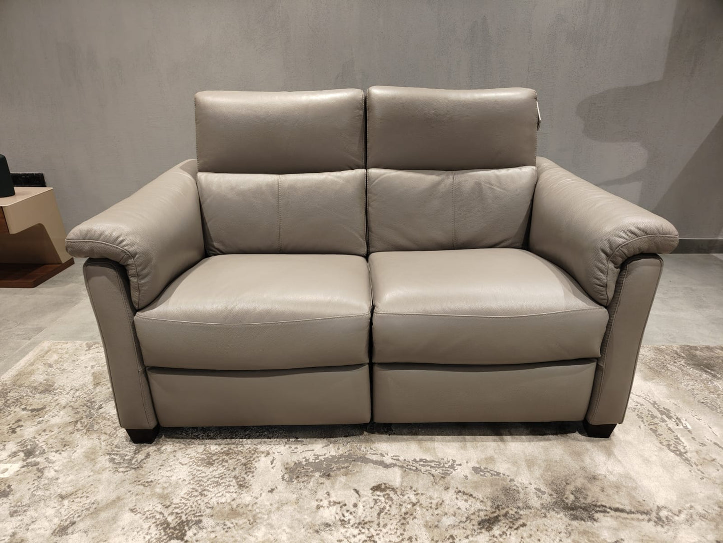 C068-A0BK - 3+2+1 SEATER RECLINER(ELECTRIC) - IND