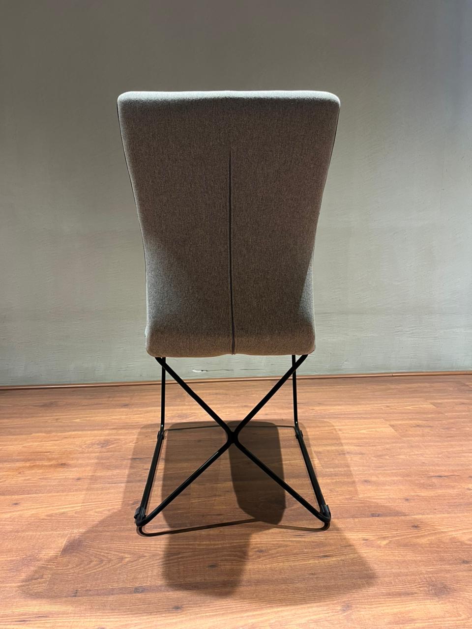 VD6302 - DINING CHAIR - HYD DASH(BESPOKE)
