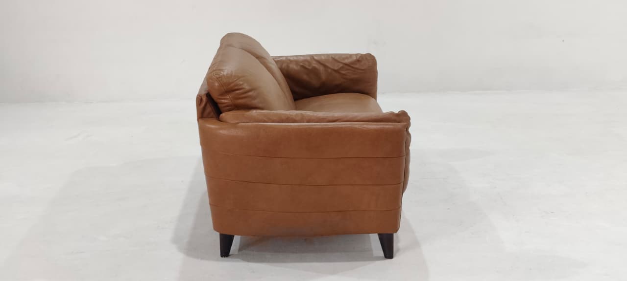 B908-005-14 - 2 SEATER - BLR WH