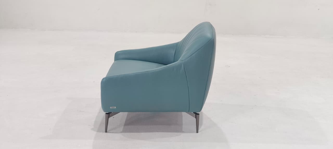 C014-233-20(4) - ARM CHAIR - BLR WH