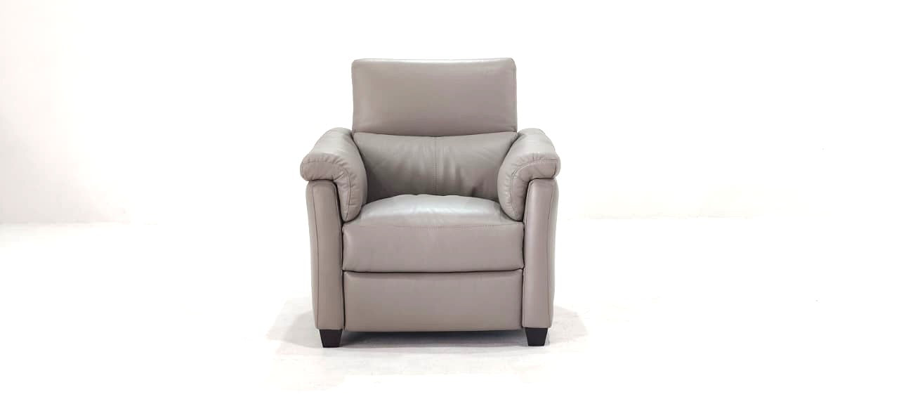 C068-N54-A0BK(2) - ARM CHAIR - BLR WH