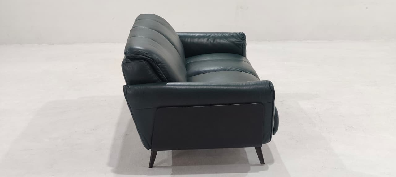 B993-235-24 - 2 SEATER - BLR WH
