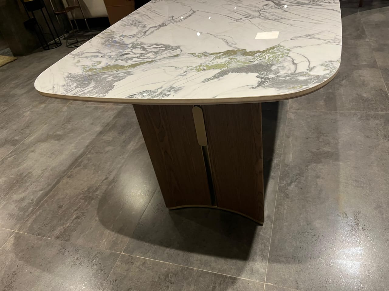 PT3018T-1 - DINING TABLE - NAR